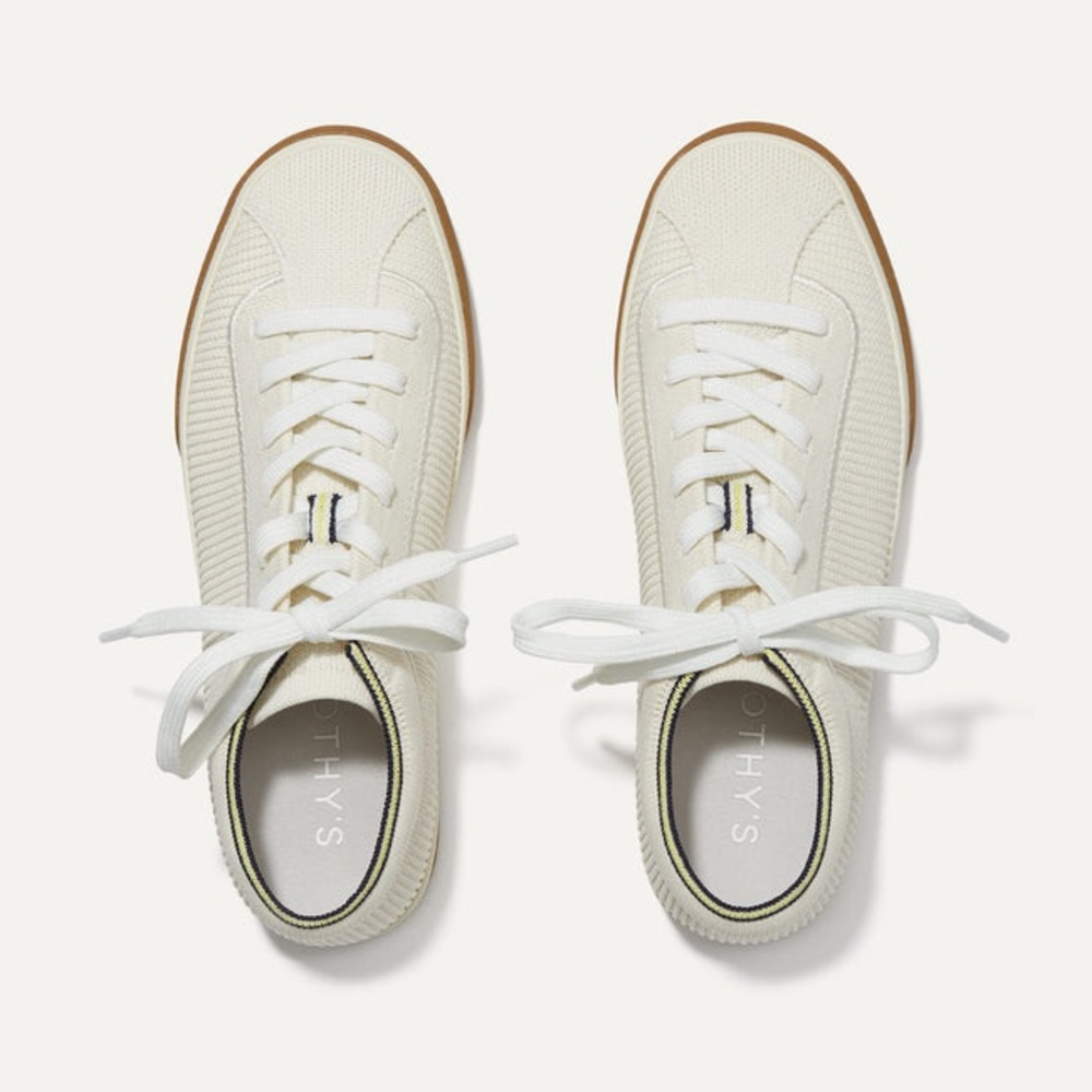 Rothy’s The Lace Up Sneakers Vanilla EUC